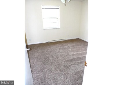 501 E Highland Ave unit 2, Wilmington, DE 19804 - photo 4