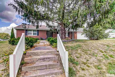 201 E Liberty St, Virginia, IL 62691 - photo 3