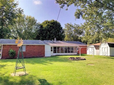 1806 Lowell Ave, Anderson, IN 46011 - photo 2