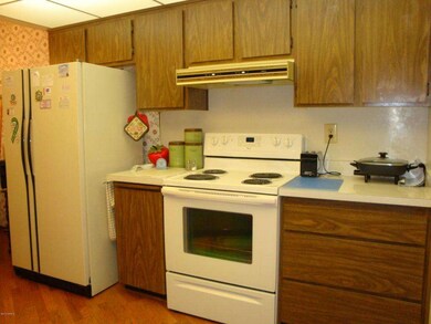 4 NICE FREE STAND STOVE