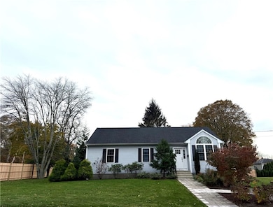 4 Village Rd, Westerly, RI 02808 - photo 2