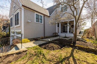 10 Walnut St, Marblehead, MA 01945 - photo 3