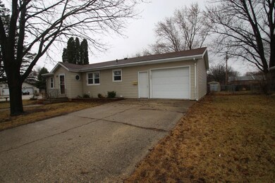 2218 S Terrace St, Janesville, WI 53546 - photo 5