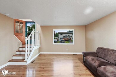 06-Living Room MS_1043
