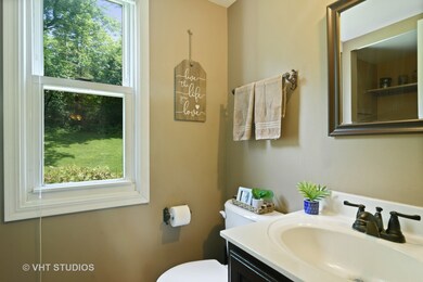 1075 Meghan Ave unit 1, Algonquin, IL 60102 - photo 4