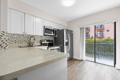 Aalmeda Towers unit 104, Hialeah, FL 33016 - photo 2