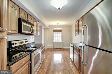 3332 Spring Ln unit C46, Baileys Crossroads, VA 22041 - photo 5