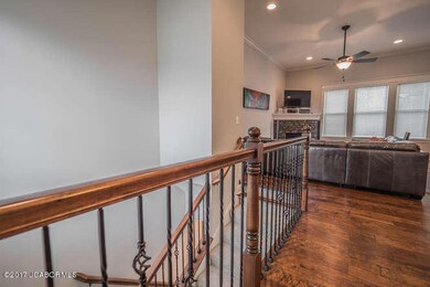 Perche Pointe Pl Columbia MO-small-005-4