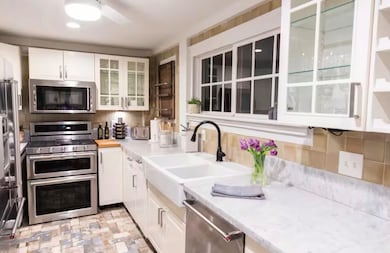 2328 Avenue M, Galveston, TX 77550 - photo 7