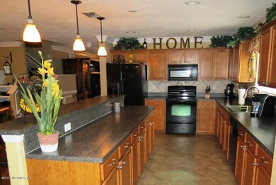 Kitchen, extended breakfast bar