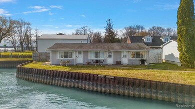 9287 N River Rd unit 2, Clay Township, MI 48001 - photo 2