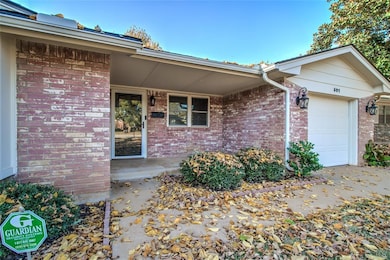 501 Meadow Lake Dr, Edmond, OK 73003 - photo 4