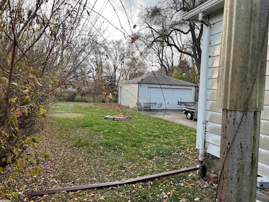 11568 Maxwell Ave, Warren, MI 48089 - photo 5