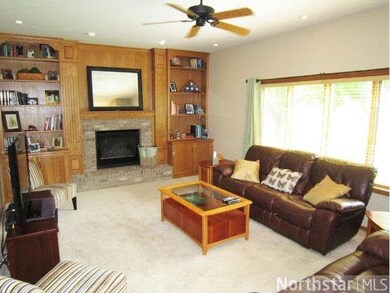 4716 Weston Hills Dr, Saint Paul, MN 55123 - photo 6