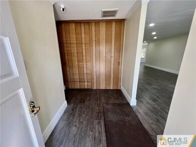 18 Dawson Rd, Kendall Park, NJ 08824 - photo 3