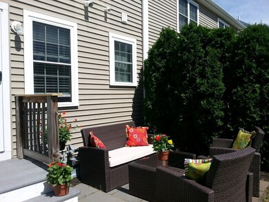 40 Boxberry Ln, Rockland, MA 02370 - photo 2