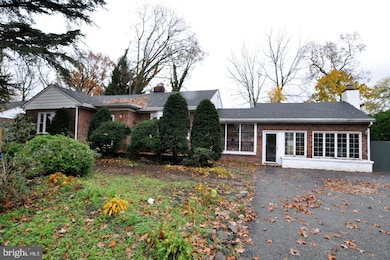 512 Weeks Ave, Riverside, NJ 08075 - photo 3