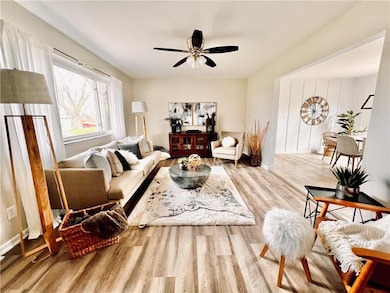 2404 Anthony Dr, Anderson, IN 46012 - photo 3