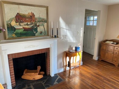 824 Amostown Rd, West Springfield, MA 01089 - photo 6