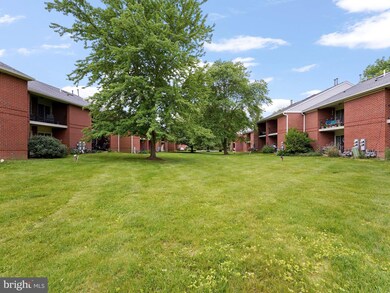750 E Marshall St unit 406, West Chester, PA 19380 - photo 4