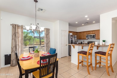 Dining-Breakfast-Kitchen
