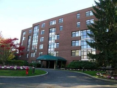 Hampton Place unit 506N, Chestnut Hill, MA 02467 - photo 6