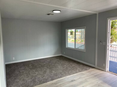 1455 S State St unit 28, Hemet, CA 92543 - photo 4