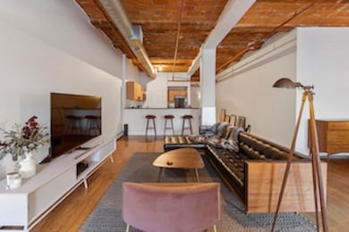 717 Atlantic Ave unit 3A, Boston, MA 02111 - photo 2