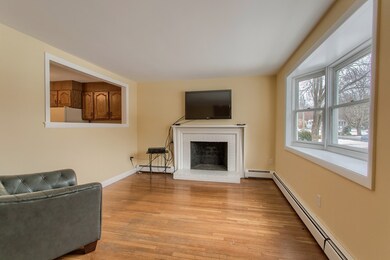 11 Lexington Dr, West Boylston, MA 01583 - photo 2