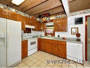 Kitchen open to great room