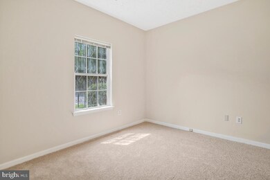 7106 Meadow Green Terrace, Hyattsville, MD 20785 - photo 6