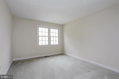 5922 Dorchester Way, Rockville, MD 20852 - photo 7