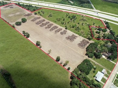 1412 Ward Bend Rd, Sealy, TX 77474 - photo 3