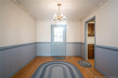 128 Edgemont Dr, New Albany, IN 47150 - photo 2