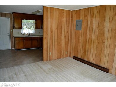 201 Elmhurst Ave, High Point, NC 27262 - photo 2