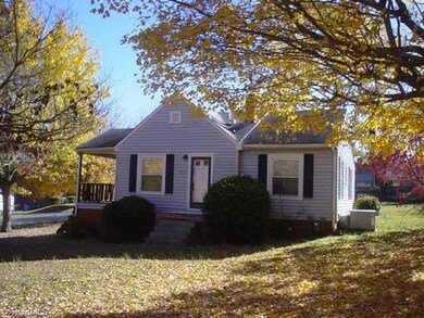 903 Fermer Rd, Asheboro, NC 27203 - photo 4