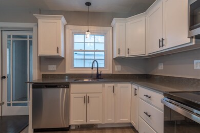 22 River St, Somersworth, NH 03878 - photo 3