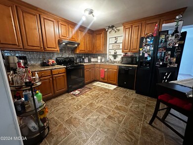 506 S 3rd St, Warner Robins, GA 31088 - photo 5