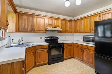 188 Dunstable Rd, North Chelmsford, MA 01863 - photo 5