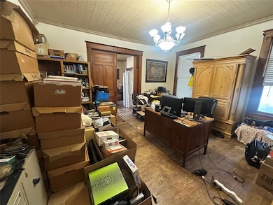 624 E Noble Ave, Guthrie, OK 73044 - photo 4