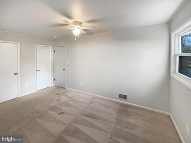 7240 Ridgeway Dr, Manassas, VA 20112 - photo 5