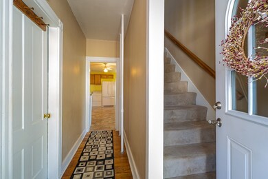 82 Douglas St, Uxbridge, MA 01569 - photo 4