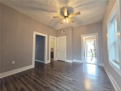 1120 Chartres St, New Albany, IN 47150 - photo 4