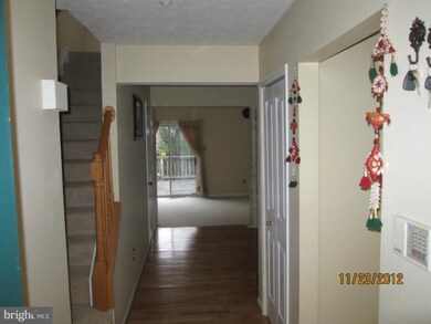 9330 Lawson Ln, Laurel, MD 20723 - photo 2