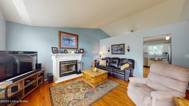 7502 Astrid Way, Louisville, KY 40228 - photo 5