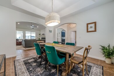 A65EB6B2-9D9D-4D41-81D2-7687BA9301E3