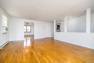 200 Frederick St unit 2, Stamford, CT 06902 - photo 3