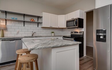 Kitchen (2)