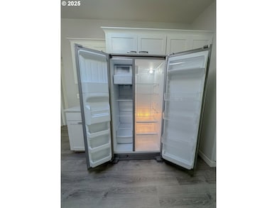 1655 S Elm St, Canby, OR 97013 - photo 3