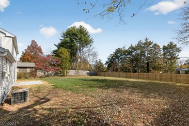 9 Larsen Rd, Somerset, NJ 08873 - photo 6